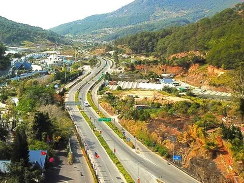 Nhiều đề xuất để kết nối giao thông cho tỉnh Lâm Đồng sau sáp nhập