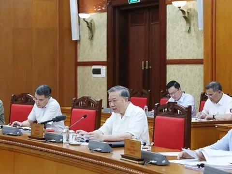 Khẩn trương lấy ý kiến nhân dân về sửa đổi Hiến pháp