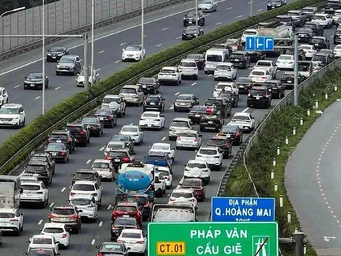 Ô tô cũ vào nội đô: Phải bước qua 'ải' khí thải