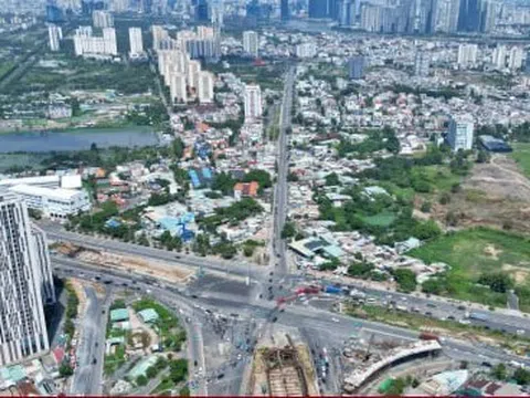 Cận cảnh hầm chui nút giao hiện đại nhất TP.HCM dự kiến thông xe vào tháng 6