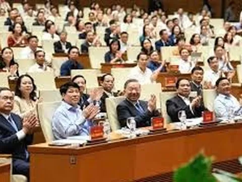 Bộ Chính trị, Ban Bí thư chỉ đạo về sắp xếp nhân sự cấp tỉnh, xã