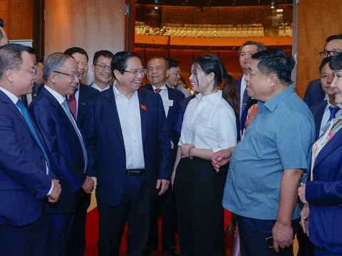 Qua thời ‘xoá đói, giảm nghèo’, đến lúc toàn dân thi đua làm giàu