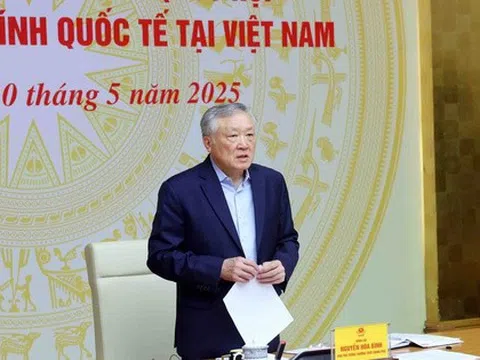 Phát triển 1 trung tâm tài chính quốc tế tại Việt Nam, nhưng hoạt động ở 2 thành phố