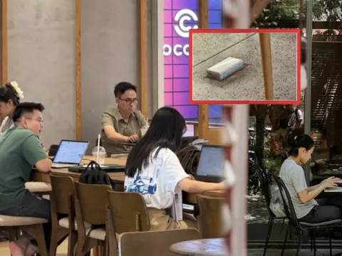 Xôn xao chuỗi cà phê The Coffee House bịt ổ điện, cộng đồng mạng dậy sóng: “Đuổi khéo” khách ngồi lâu?