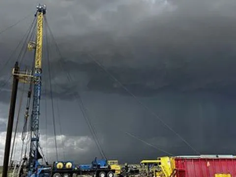 Mỹ phát hiện 'kho báu' siêu khủng: chứa hàng trăm triệu thùng dầu và hàng tỷ khối khí đốt, gấp 5 lần sản lượng hơn 70 năm qua