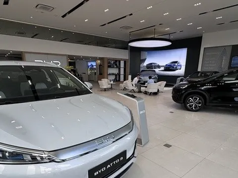 Nhiều tài xế công nghệ ngại mua xe điện Trung Quốc vì không có trạm sạc