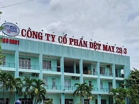 Doanh nghiệp dệt may vẫn chia cổ tức đều đặn 10-20%/năm đã bị hủy tư cách đại chúng