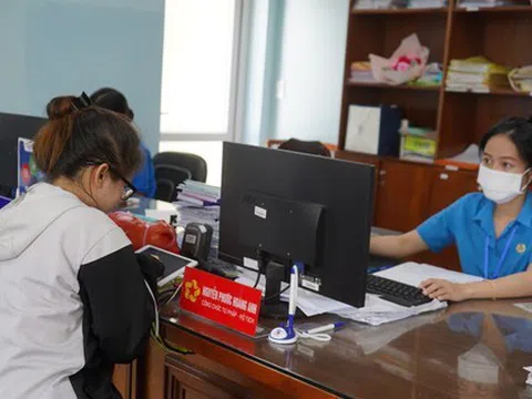 Cán bộ, công chức trẻ bị tinh giản, được nhận những chế độ nào?