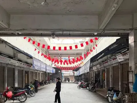Hàng loạt hộ kinh doanh ở chợ Đồng Xuân đóng cửa: Lộ lý do bất ngờ