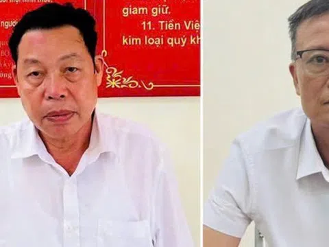 Một cán bộ hải quan bị bắt