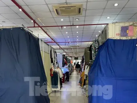 Cảnh chưa từng thấy tại những 'thiên đường mua sắm' ở TPHCM