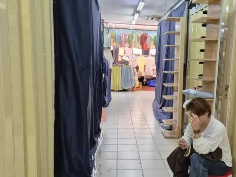 Đóng cửa né kiểm tra, báo động "vùng xám" chợ truyền thống