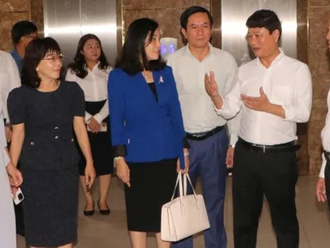 Chủ tịch UBND tỉnh Bình Dương ký công văn hỏa tốc về việc giải quyết hồ sơ sau sáp nhập