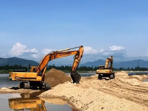 Thủ tướng "lệnh" Bộ Công an, Bộ Xây dựng... vào cuộc xử lý cá nhân thao túng, găm hàng làm tăng giá vật liệu xây dựng