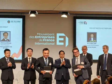 Ngân hàng Pháp rót 1,5 tỷ USD cho Vietnam Airlines