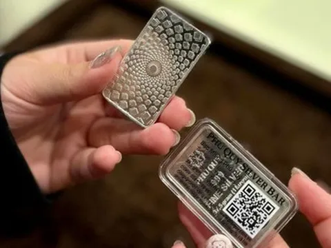 Giá bạc hôm nay 12/6: biến động nhẹ sau khi đạt mức cao nhất từ trước đến nay