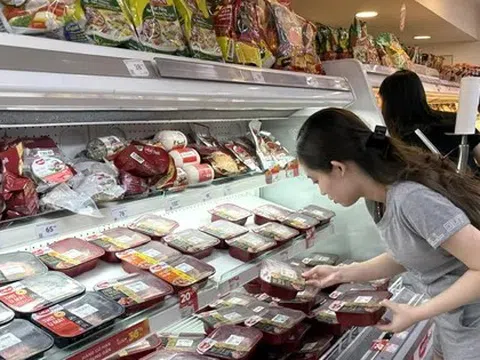 Băn khoăn chuyện thịt lợn nóng, thịt lợn mát