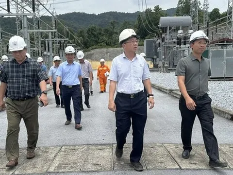 Cụm dự án đường dây phục vụ nhập khẩu điện từ nước láng giềng về Việt Nam hiện ra sao?