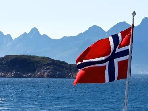 Danh mục 700 triệu USD của Quỹ đầu tư lớn nhất thế giới vào TTCK Việt Nam: Ngân hàng, bất động sản chiếm phần lớn, Top 3 gồm MWG, FPT và DGC