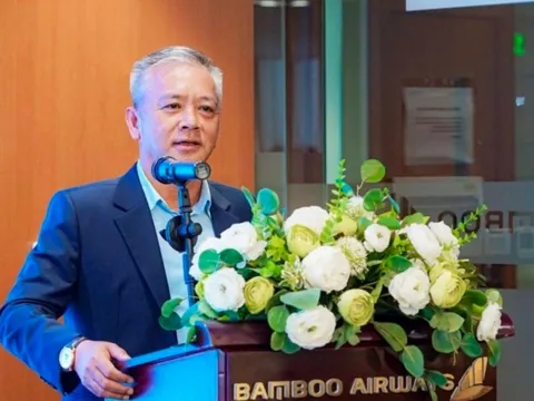 Chủ tịch Bamboo Airways Phan Đình Tuệ bất ngờ từ chức