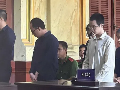 Nhân viên ngân hàng nhờ đồng nghiệp hỗ trợ để chiếm đoạt hơn 5,2 tỉ đồng