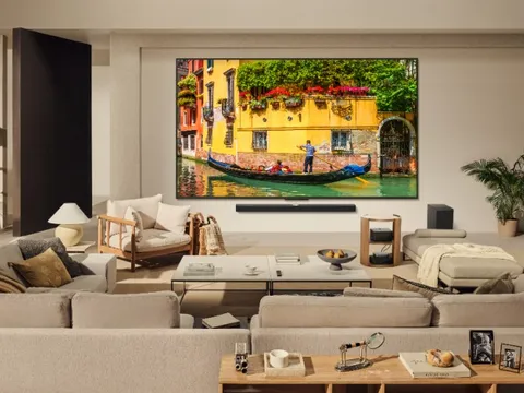LG QNED evo AI 2025: Đỉnh cao màu sắc, chuẩn mực không dây đích thực