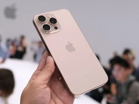 "Bóc trần" sự thật đằng sau những chiếc iPhone mới: Người dùng cắn răng nâng cấp iPhone chỉ vì những lý do "trời ơi đất hỡi" này