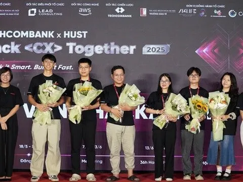 Cuộc thi Hack CX Together 2025 - cầu nối giữa học thuật, sáng tạo và doanh nghiệp trong thời đại ngân hàng số