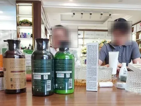 Vào 'lò' gia công mỹ phẩm