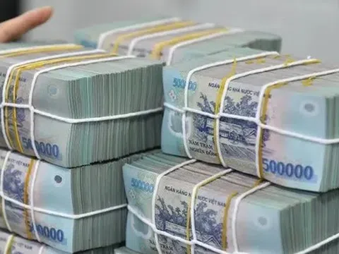 Tín dụng đang chảy mạnh vào bất động sản