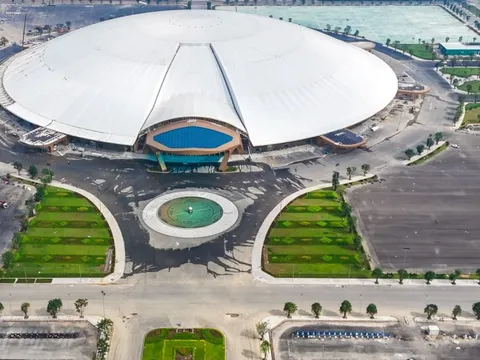 'Thần rùa Kim Quy' khổng lồ ở Đông Anh sẵn sàng chào đón Quốc khánh 2/9