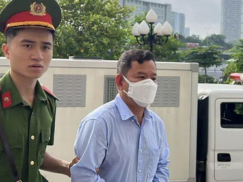 Nhận hối lộ chục tỉ đồng, cựu giám đốc sở ở Quảng Ngãi khai dùng 40.000 USD xây nhà cho người nghèo