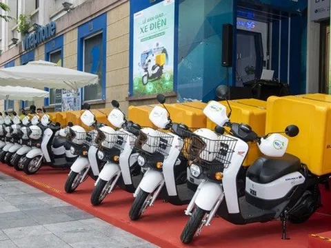 Honda bàn giao 205 xe máy điện Benly e: cho Việt Nam Post