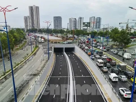 Cận cảnh hầm chui ở nút giao lớn nhất TPHCM trước ngày thông xe