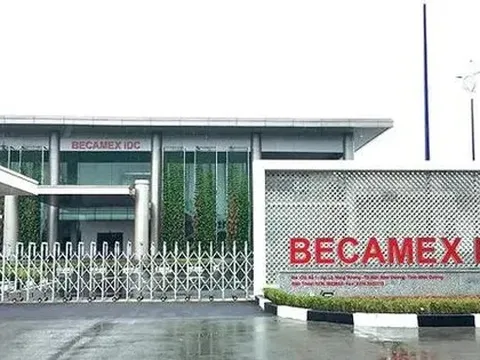 Doanh nghiệp loay hoay tìm dòng tiền