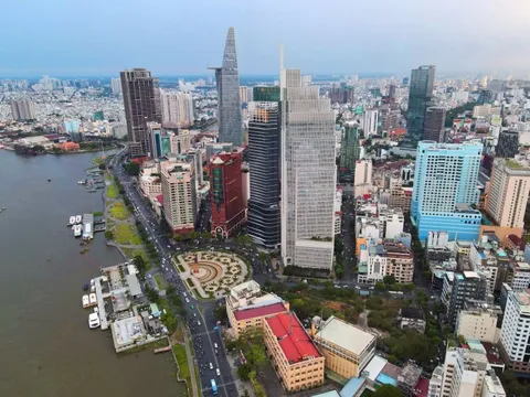 3 phường ‘ôm’ nhiều DN lớn nhất Việt Nam: p.Hoàn Kiếm hơn 840.000 tỷ, p.Phúc Lợi nắm họ Vingroup, 375.000 tỷ của p.Sài Gòn từ tỷ phú Đông Âu