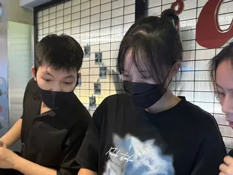 Chợ xưa, hóa đơn mới: Tiểu thương tập quen bấm máy thay ghi tay