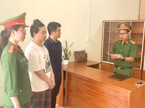 Bắt một nữ nhân viên công ty giao hàng sau hơn 5 năm lẩn trốn
