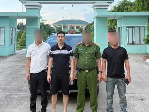 Kẻ bị truy nã trốn sang Campuchia xin về đầu thú để được hưởng khoan hồng