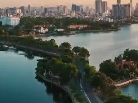 Việt Nam hút gần 11 triệu du khách quốc tế nửa đầu 2025