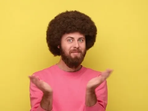 Cập nhật BCTC quý 2/2025 ngày 15/7: Công ty điện báo lãi gấp 3,5 lần cùng kỳ, doanh nghiệp thép lãi tăng gần 200%