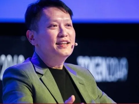 CEO của sàn giao dịch tiền điện tử nổi tiếng thế giới vừa đến Việt Nam là ai?