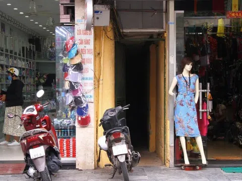 Tha thiết chuyển xe điện nhưng nhà trong ngõ, không chỗ gửi, sạc ở đâu?