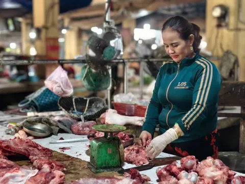 Thịt lợn ế chưa từng có