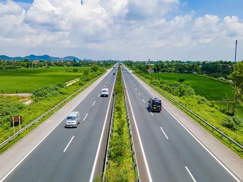 Phân luồng xe đi cao tốc Cầu Giẽ - Ninh Bình từ ngày 26/7