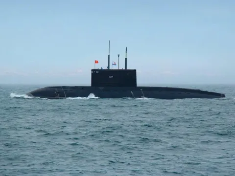 Tàu ngầm Kilo Việt Nam có biệt danh "hố đen trong lòng đại dương" sắp tham gia một nhiệm vụ đặc biệt