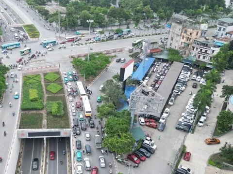 Hà Nội: 4 vị trí khu vực cấm xe máy xăng dự kiến làm bãi đỗ, trạm sạc xe điện