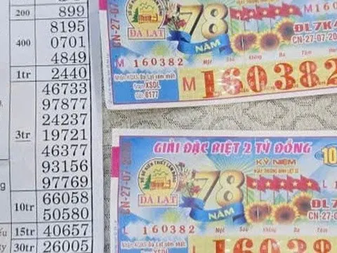 Một ngư dân trúng 4 tờ vé số giải độc đắc sau chuyến đi biển