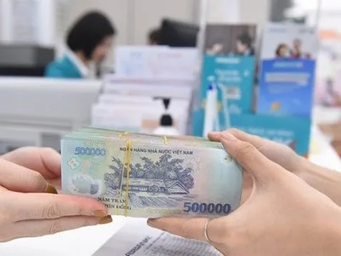 Một ngân hàng vừa tăng lãi suất tiết kiệm