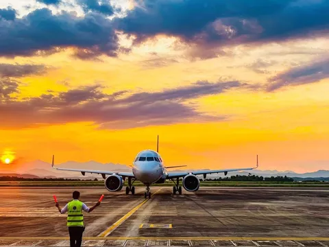 Việt Nam sẽ có thêm 2 sân bay mới gây ấn tượng với hàng không thế giới: 1 trên núi và 1 trên nước